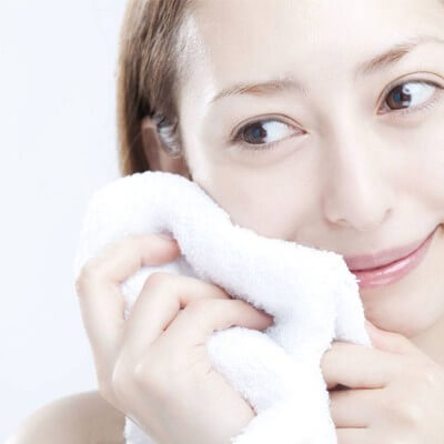 PURE COTTON TOWEL WITH DRAWSTRING POUCH (74x34) - 100g GTTW10-F072 Not In Stock